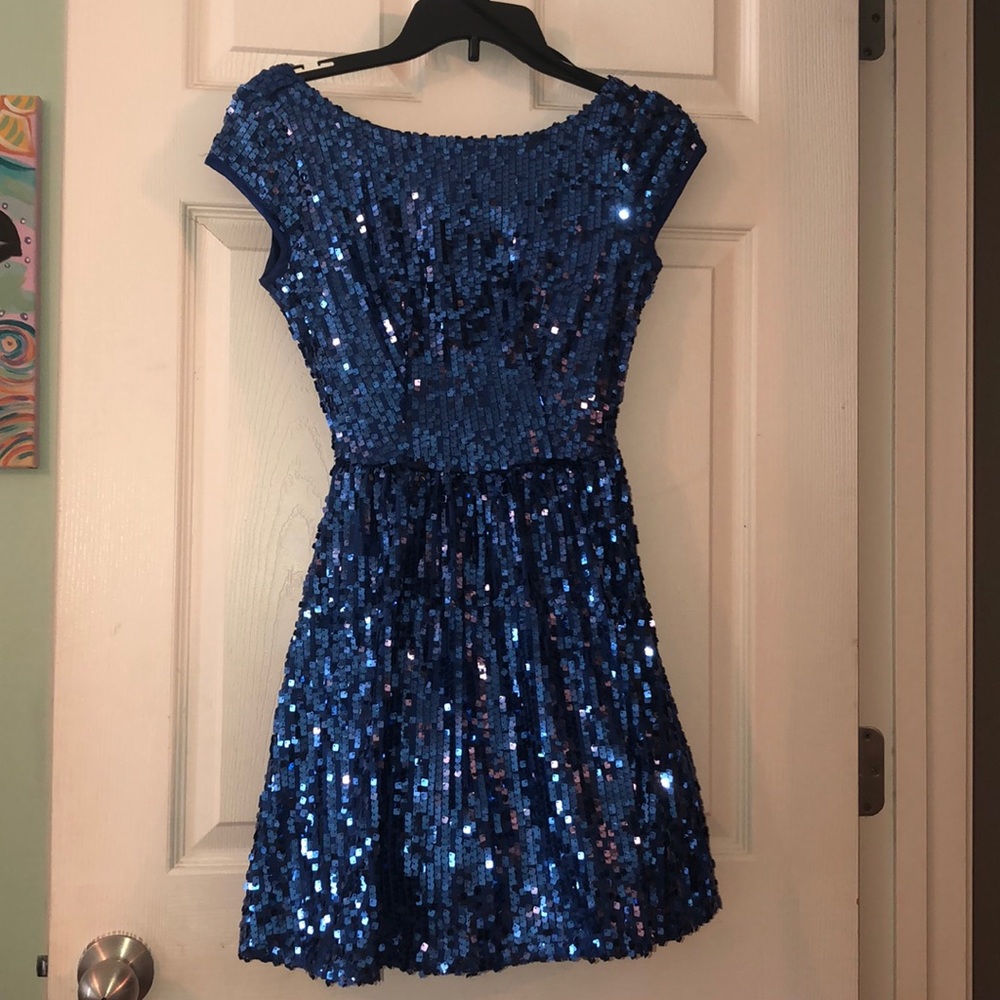 Royal Blue Sequins Cocktail Dress